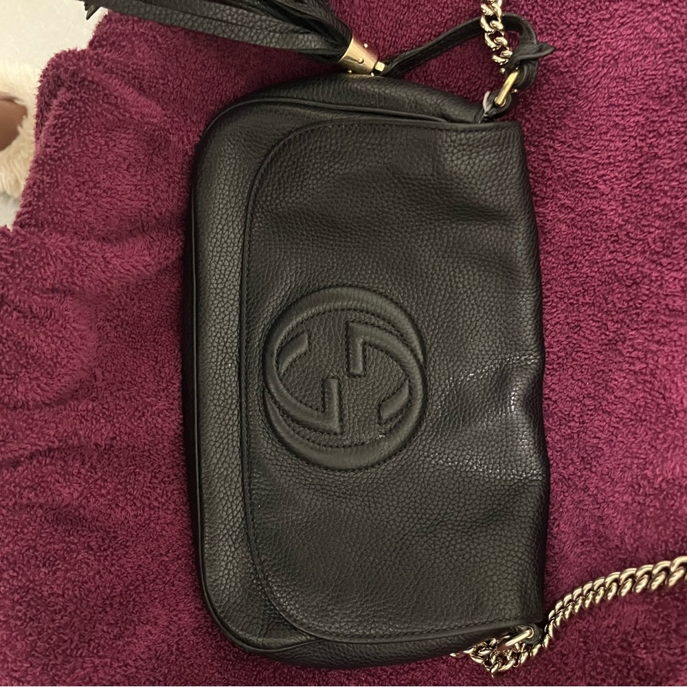 Gucci Black Pebbled Leather Crossbody Bag